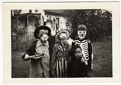 halloween photo from the early 20th century