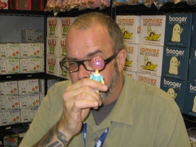 Frank Kozik holding up an ORGAN DONOR that he opened in his blind box. This one is the PLASMA. 