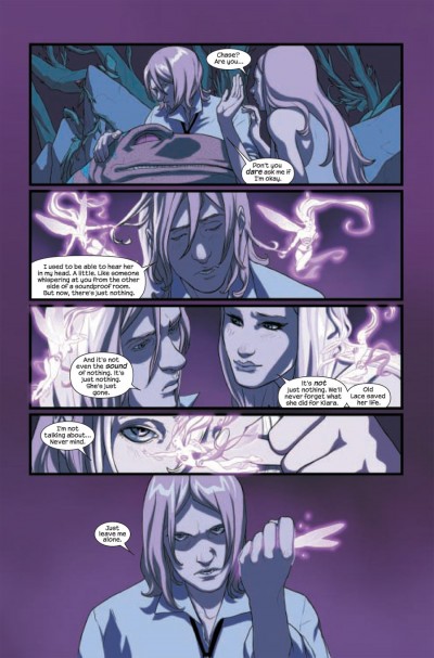 Runaways #12 featuring artwork by Sara Pichelli
