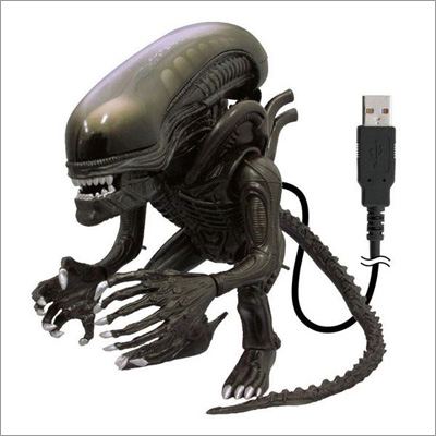 USB Alien with Illuminated Tongue