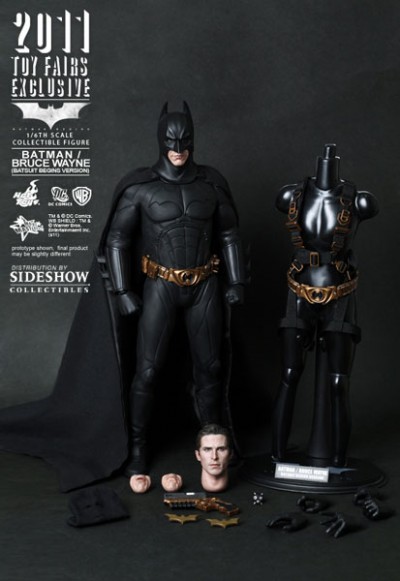 Hot Toys Bruce Wayne in Batsuit 3