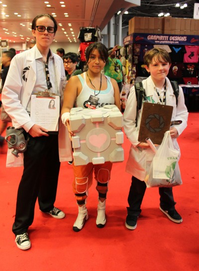 The Coolest Parents in the Universe: Family Cosplay at New York Comic Con: photo by Christian Liendo