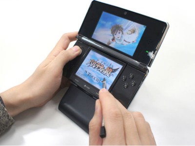 Kid Icarus 3DS stand 1