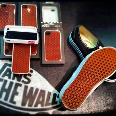 Vans-Iphone_Case