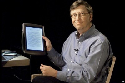 Bill Gates Introduced the Microsoft Tablet in 2002